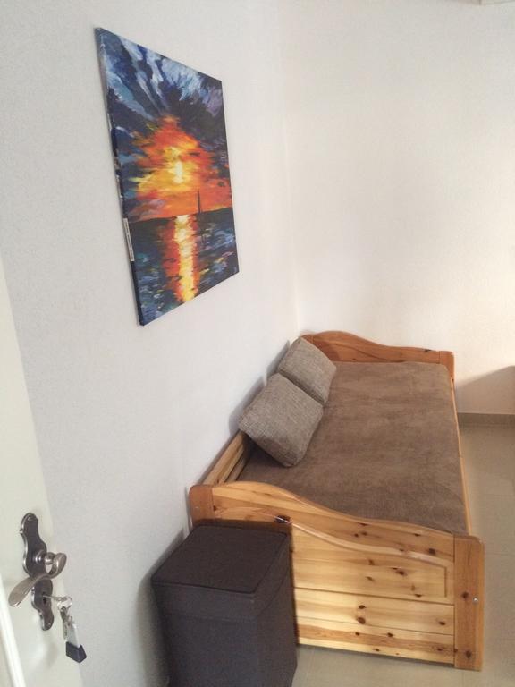 Apartments Lucija Brela Δωμάτιο φωτογραφία